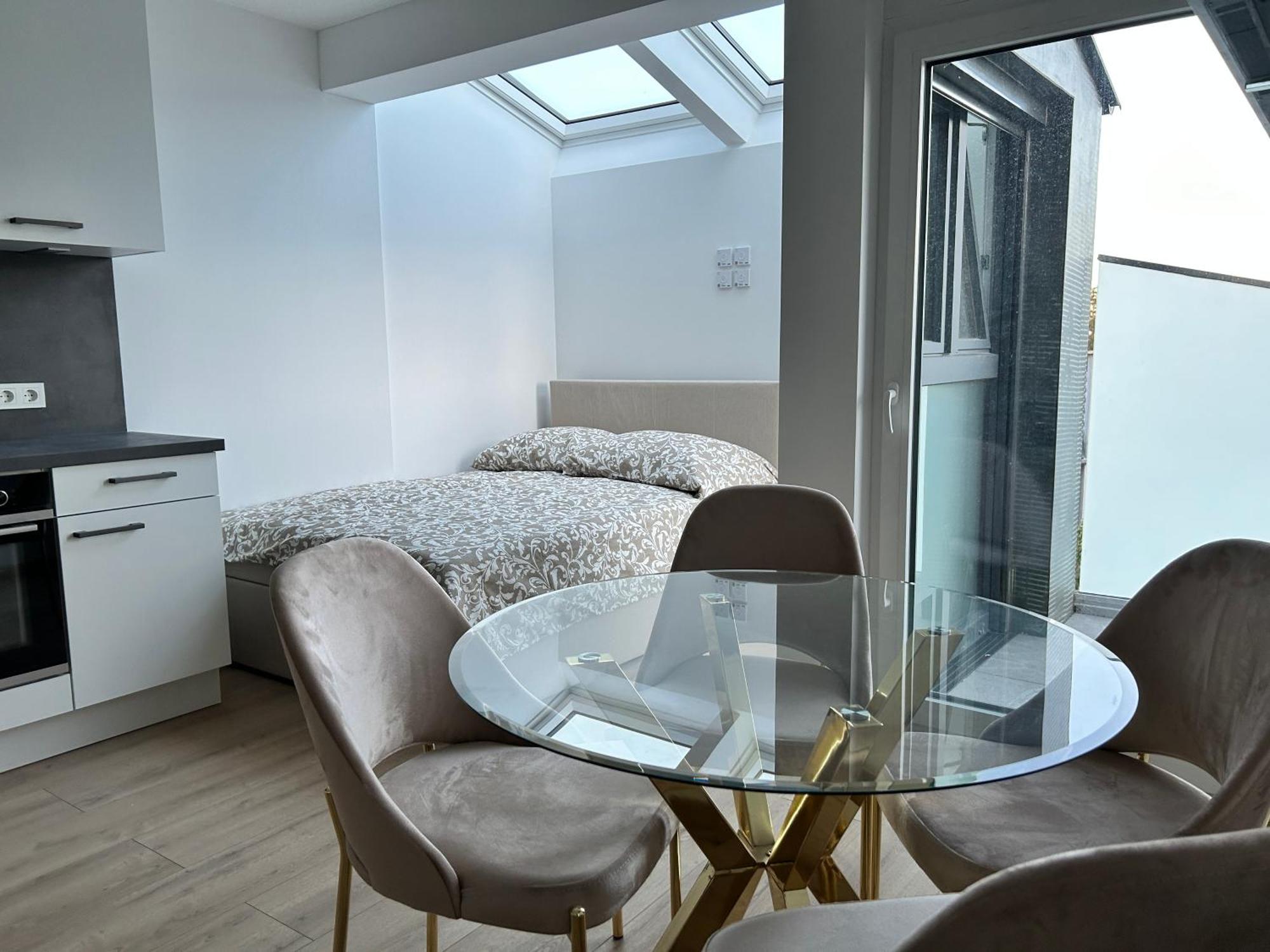 Asp Modern With Balcony & Free Parking Apartament Viena